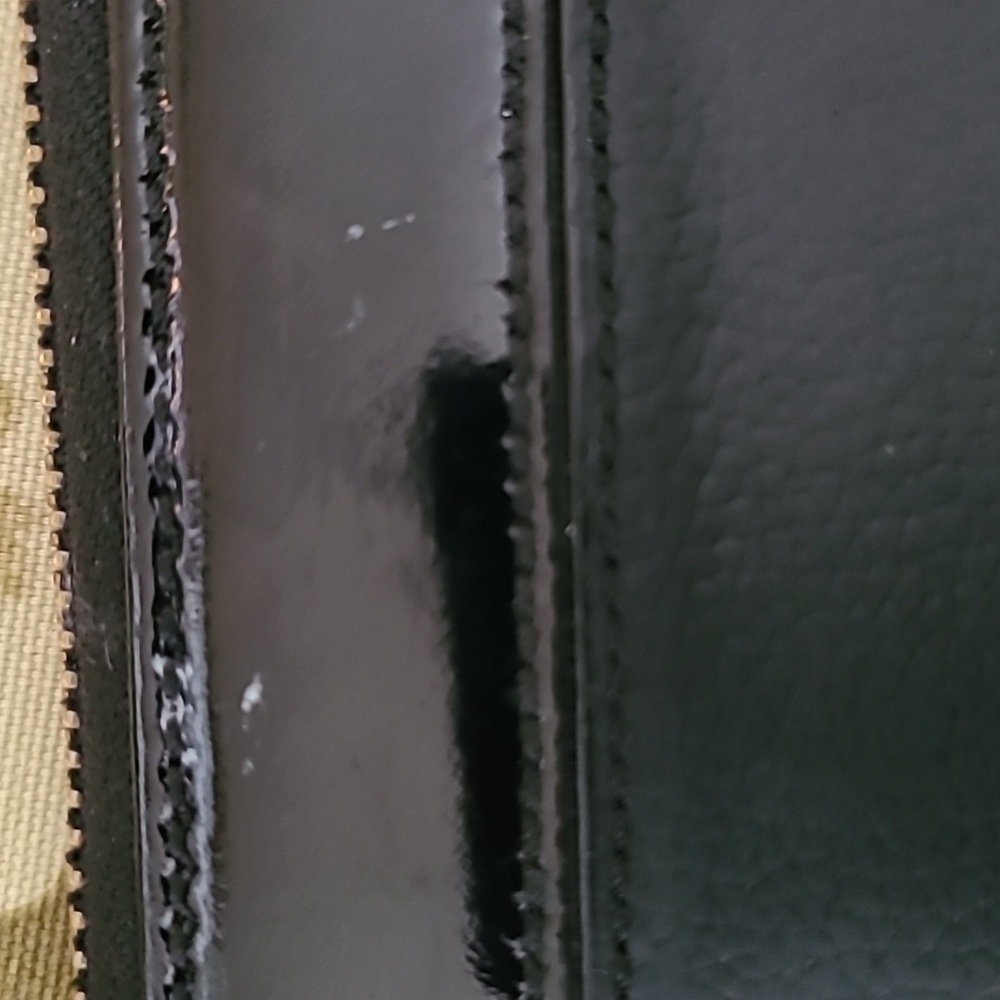 Cole Haan Black Leather wallet - Picture 5 of 8